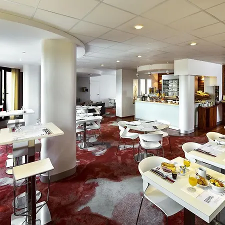 Adagio Access Jolimont