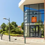 מלון דירות Adagio Access Jolimont 3*