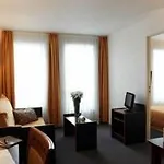 Adagio Access Jolimont Aparthotel