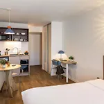Adagio Access Jolimont 아파트호텔