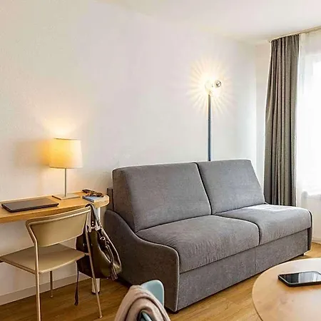 Adagio Access Jolimont 3*