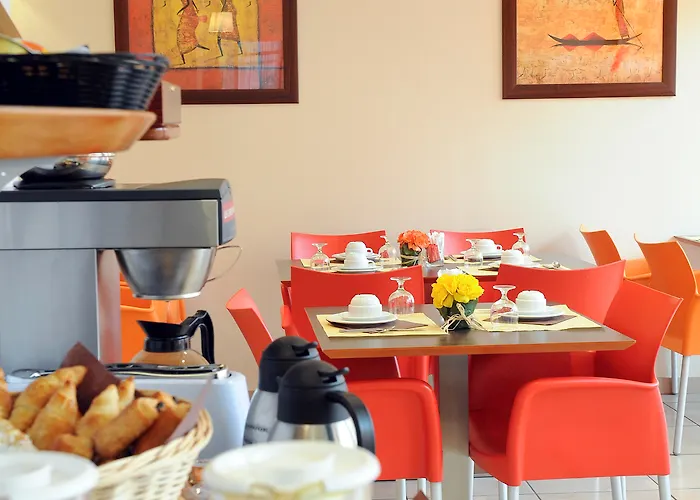 Adagio Access Jolimont 3*