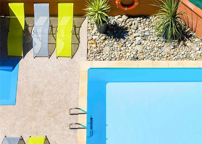 Adagio Access Jolimont 3*