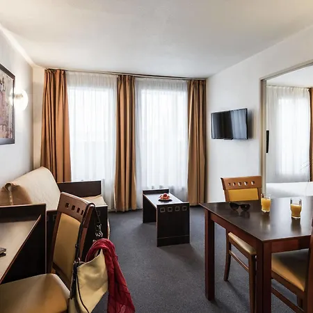 Adagio Access Jolimont Lägenhetshotell Toulouse