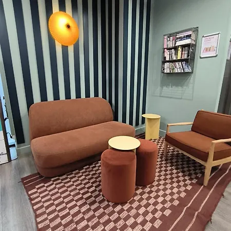 Adagio Access Jolimont 3*